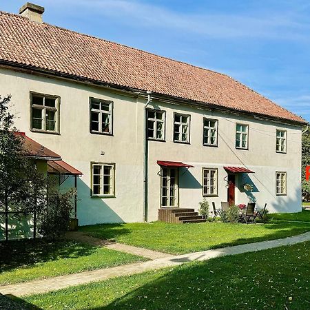 Kohtu Apartment Unique Куресааре Екстериор снимка